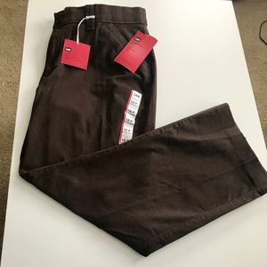 Lee sinfully soft jeans. Size 18. New with tags